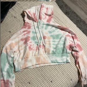 Cropped tie dye hoodie